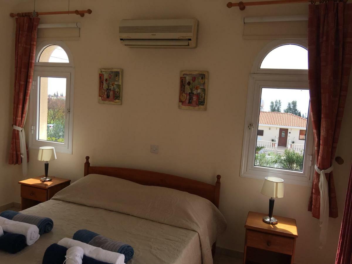 Villa Anthiana Coral Bay Exterior photo